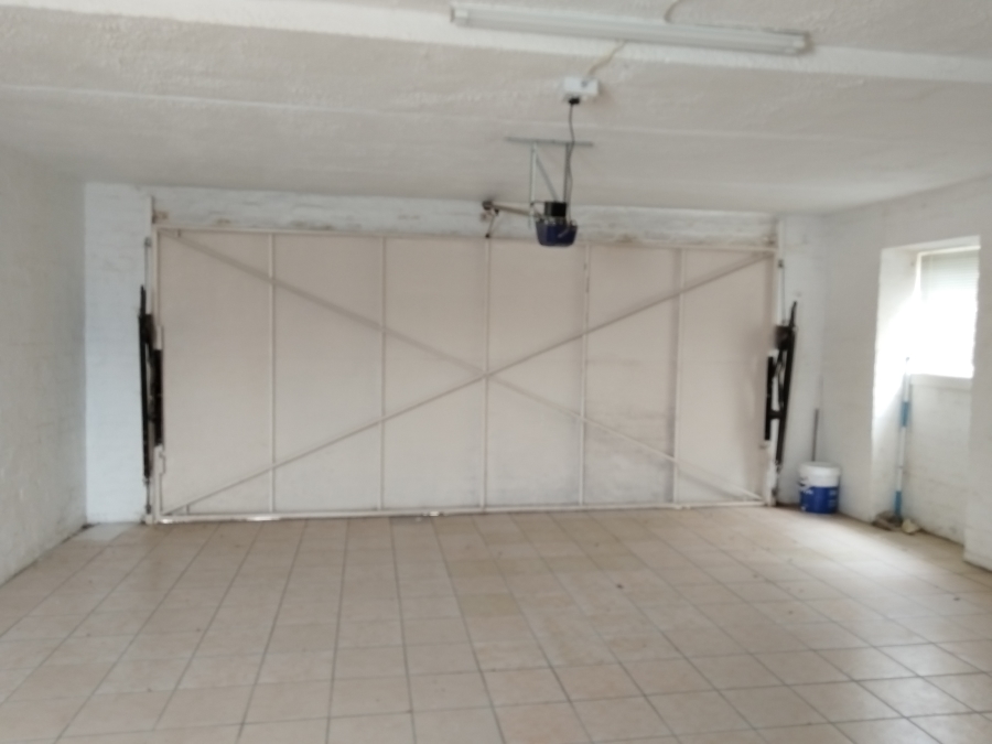 3 Bedroom Property for Sale in Cayman Beach Western Cape